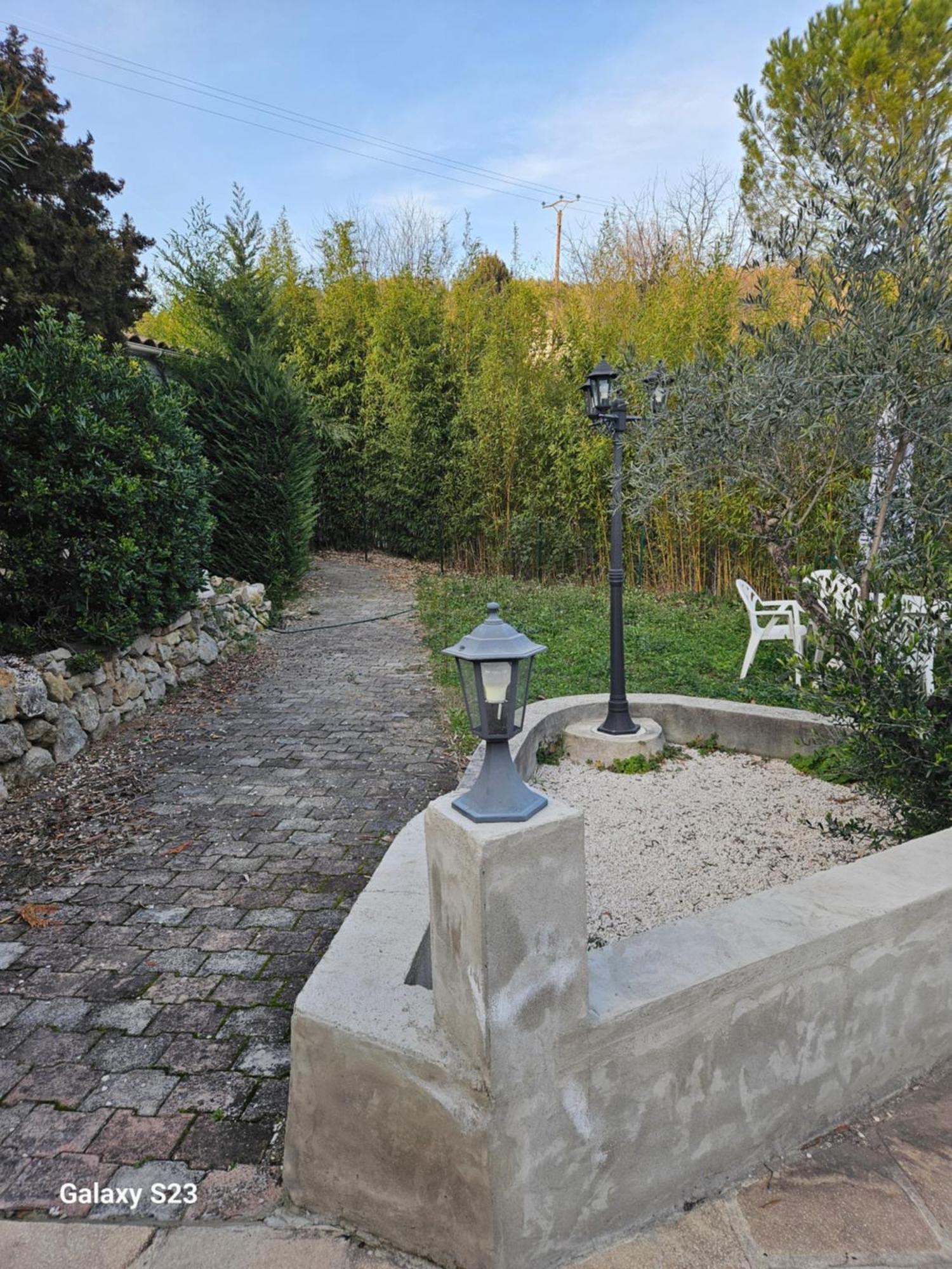 Guest House Calme Avec Acces Jardin Et Piscine Flayosc Kültér fotó